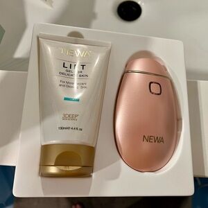 Newa radio frequency device, with box, partial gel and nib unused gel